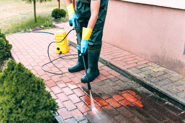 Best Machinery and Equipment Cleaning  in Moosup, CT